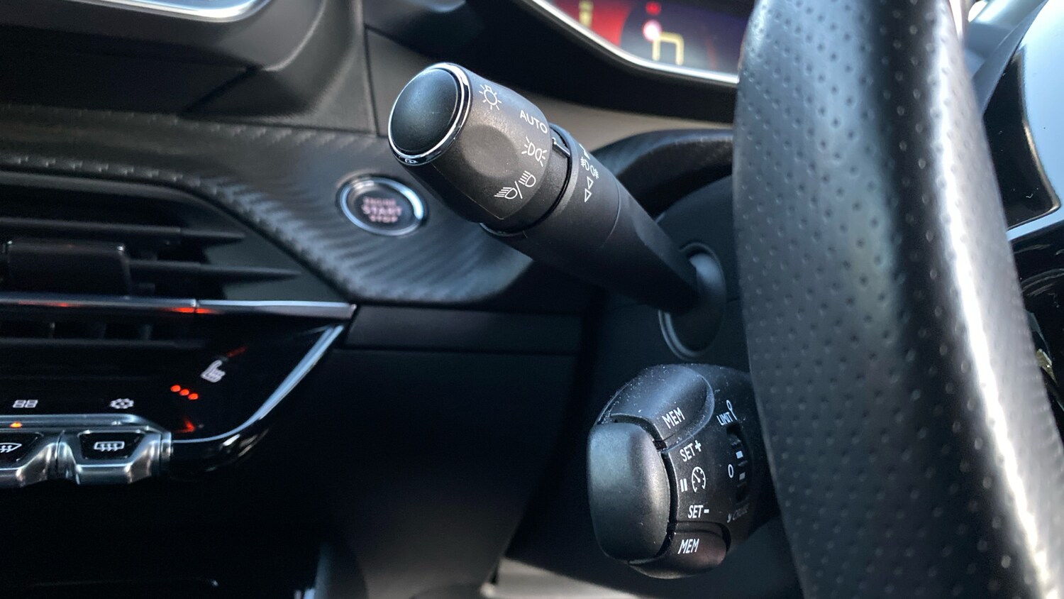 Used Peugeot 2008 2021 for sale - 76716096: Photo 31