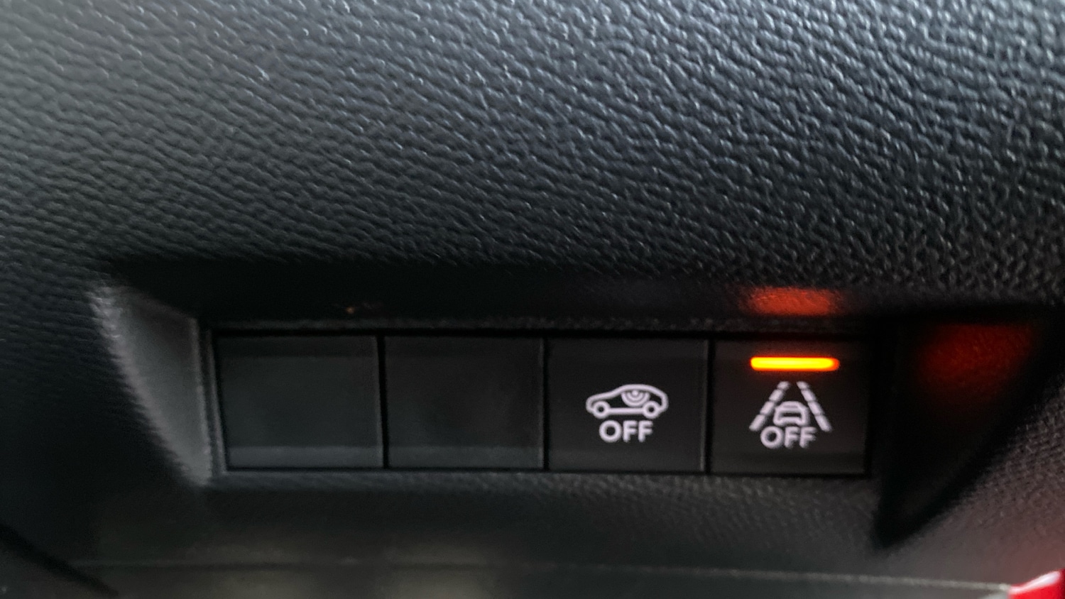 Used Peugeot 2008 2021 for sale - 76716096: Photo 33