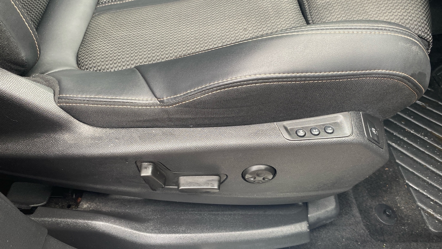 Used Peugeot 5008 2022 for sale - 77372300: Photo 27