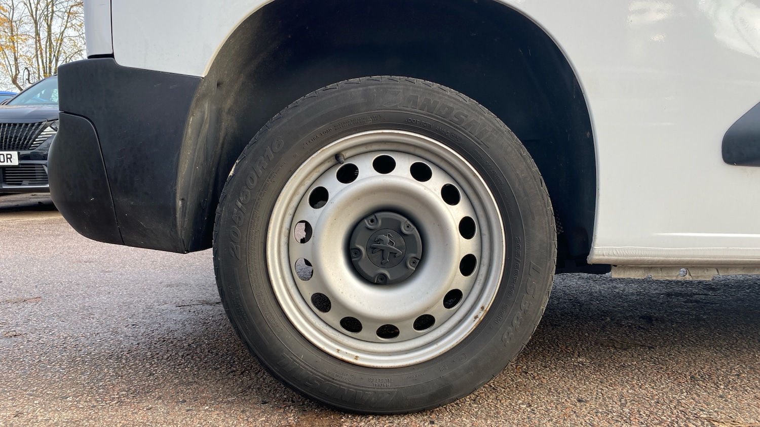 Used Peugeot Partner 2023 for sale - 76914352: Photo 16