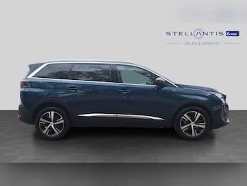 Used Peugeot 5008 2023 for sale - 79659003: Photo