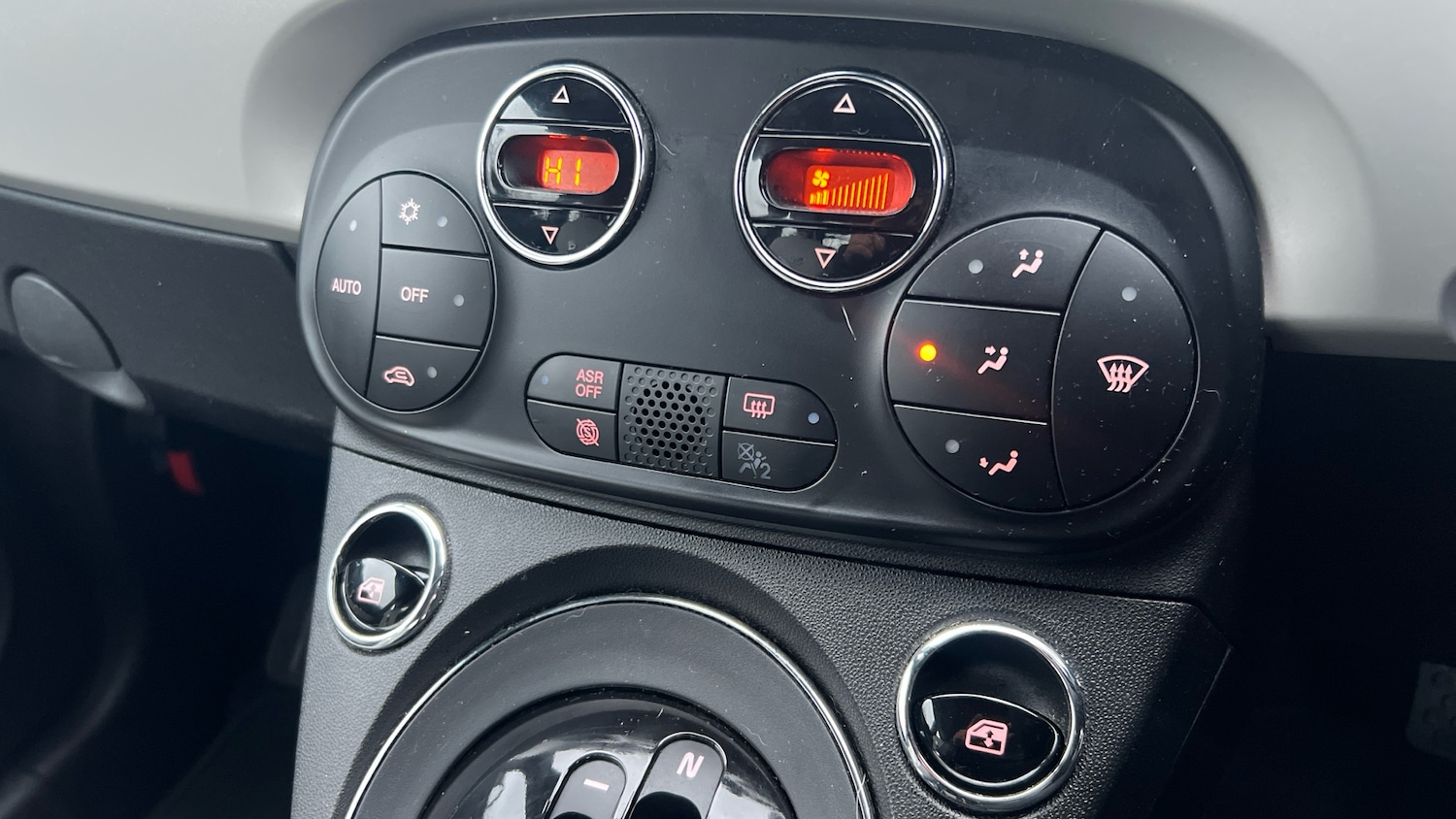 Used Fiat 500C 2020 for sale - 77030623: Photo 33