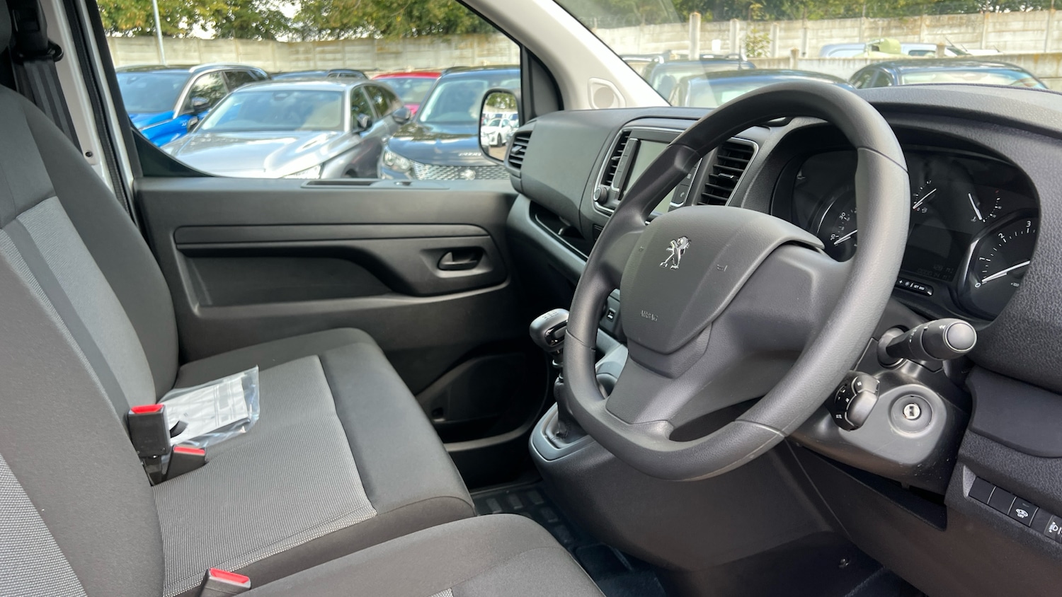 Used Peugeot Expert 2023 for sale - 76110297: Photo 10