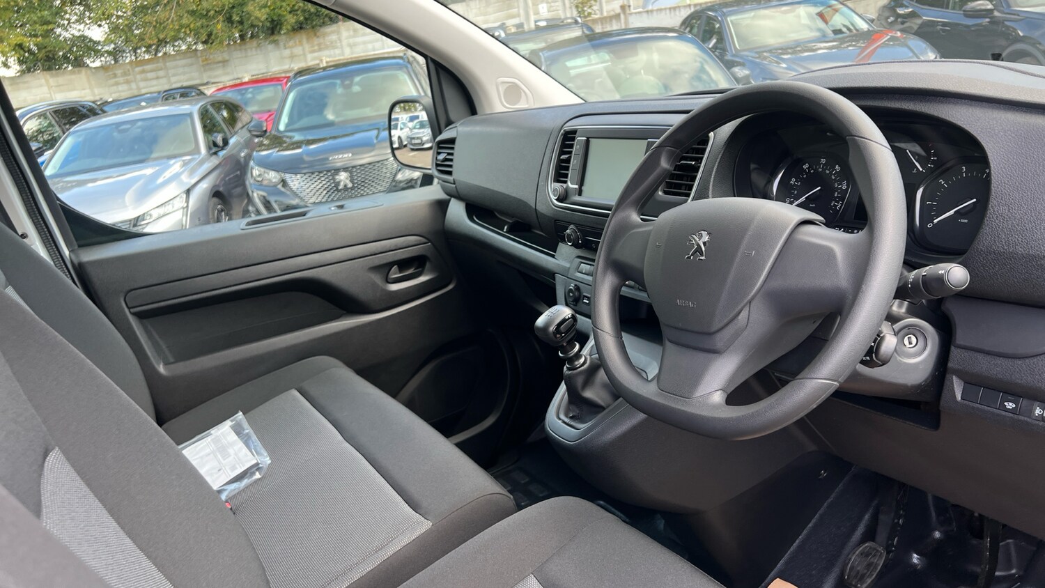 Used Peugeot Expert 2023 for sale - 76110297: Photo 11