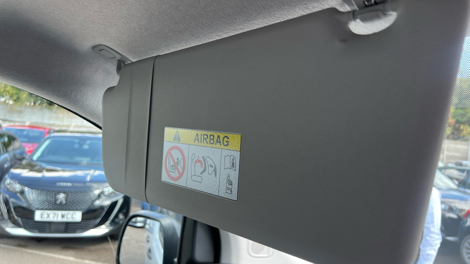 Used Peugeot Expert 2023 for sale - 76110297: Photo 36