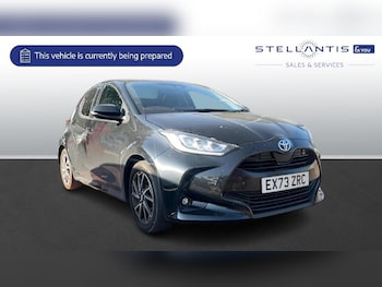 Used Toyota Yaris 2023 for sale - 79280637: Photo