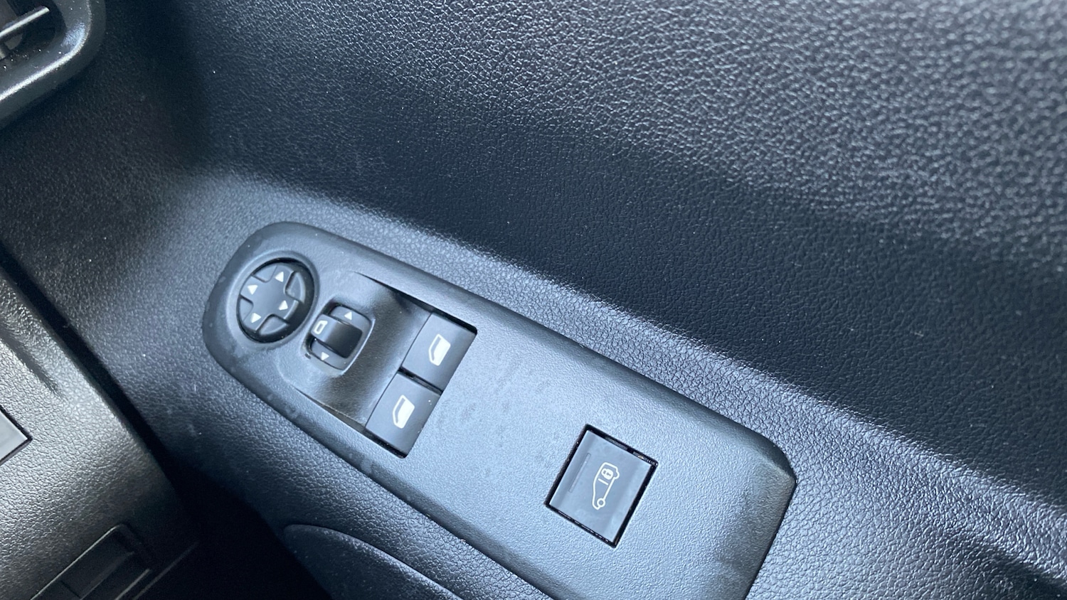 Used Peugeot Partner 2024 for sale - 76241080: Photo 22