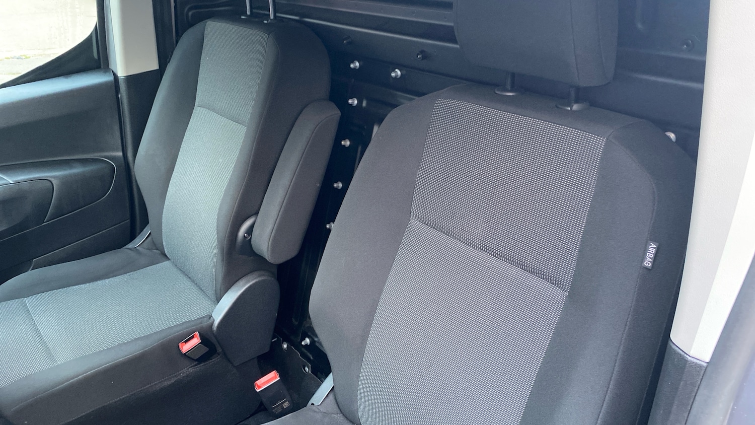 Used Peugeot Partner 2024 for sale - 76241080: Photo 4