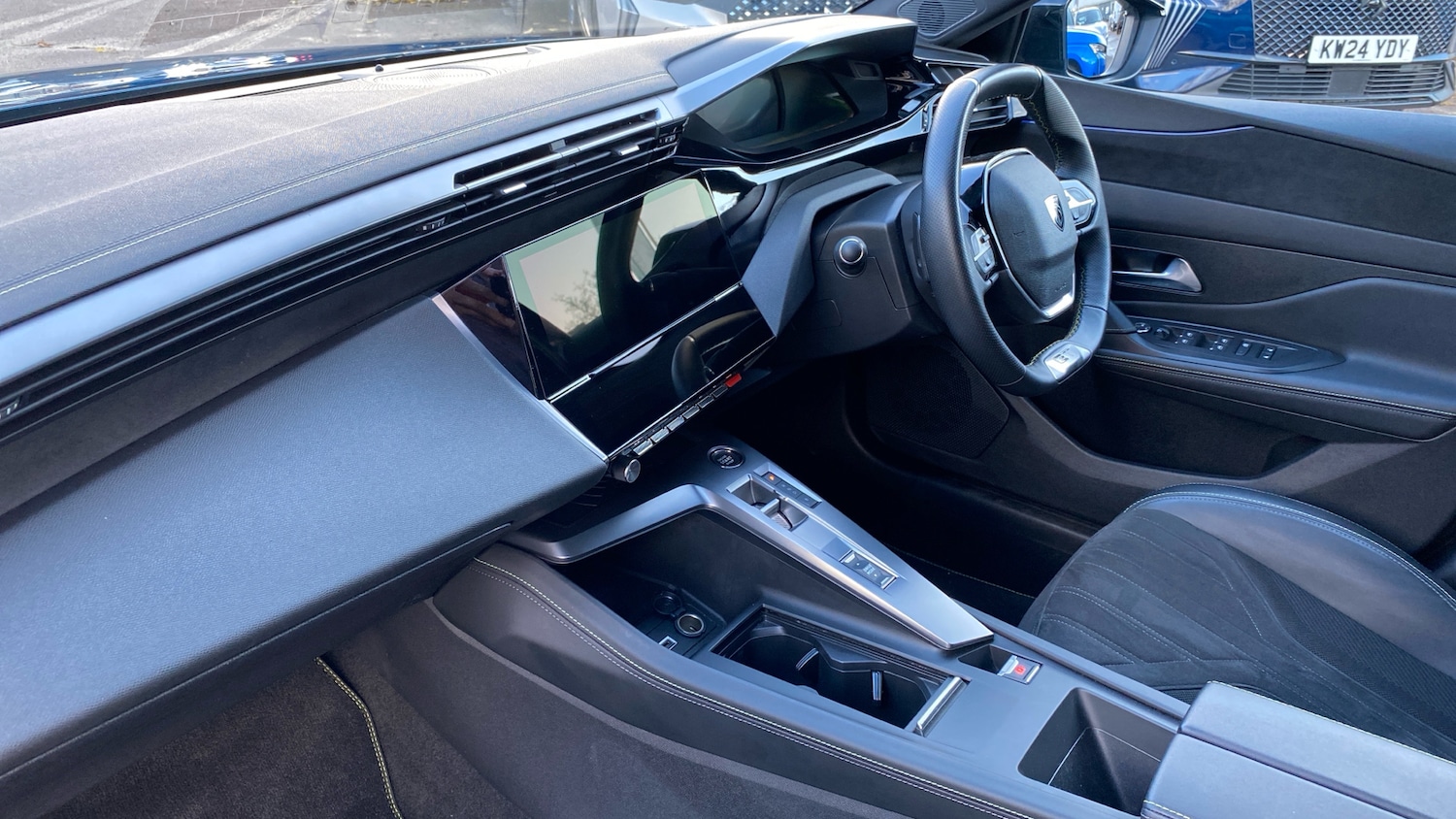 Used Peugeot 408 2023 for sale - 76887923: Photo 12