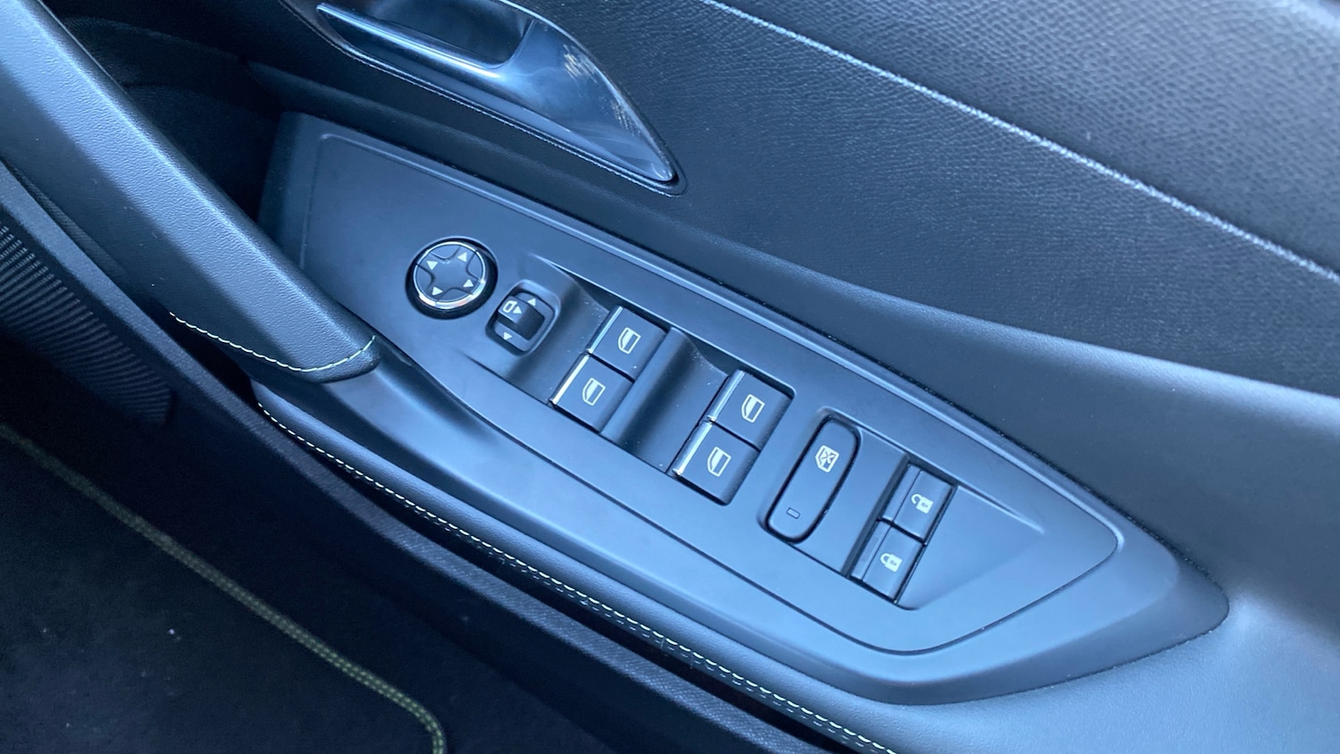 Used Peugeot 408 2023 for sale - 76887923: Photo 22