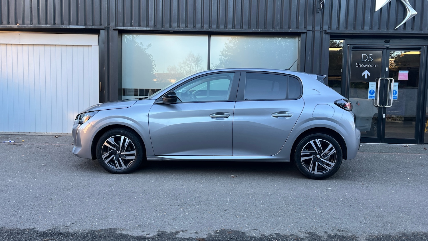 Used Peugeot 208 2023 for sale - 76702984: Photo 7