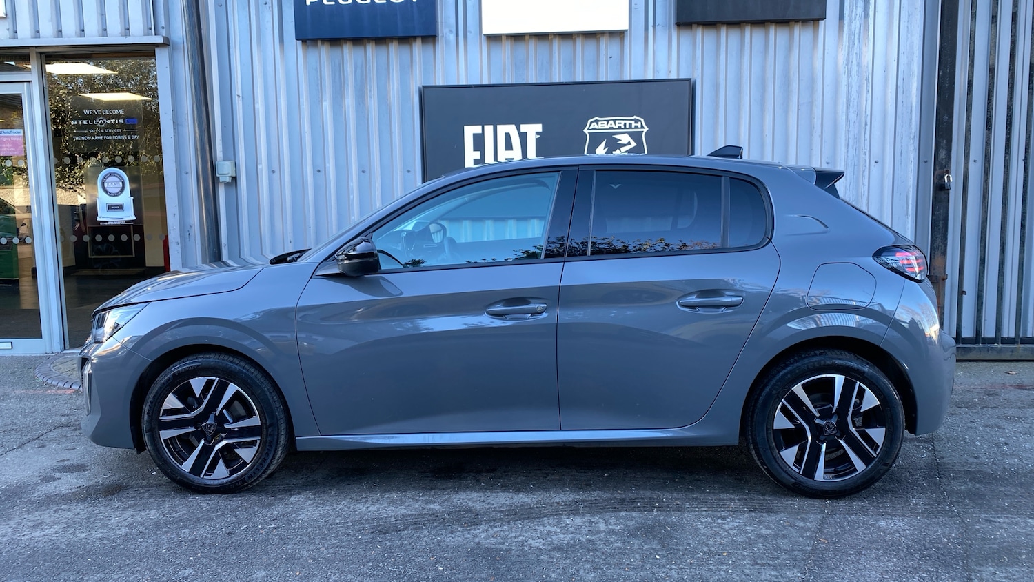 Used Peugeot 208 2024 for sale - 77102467: Photo 7