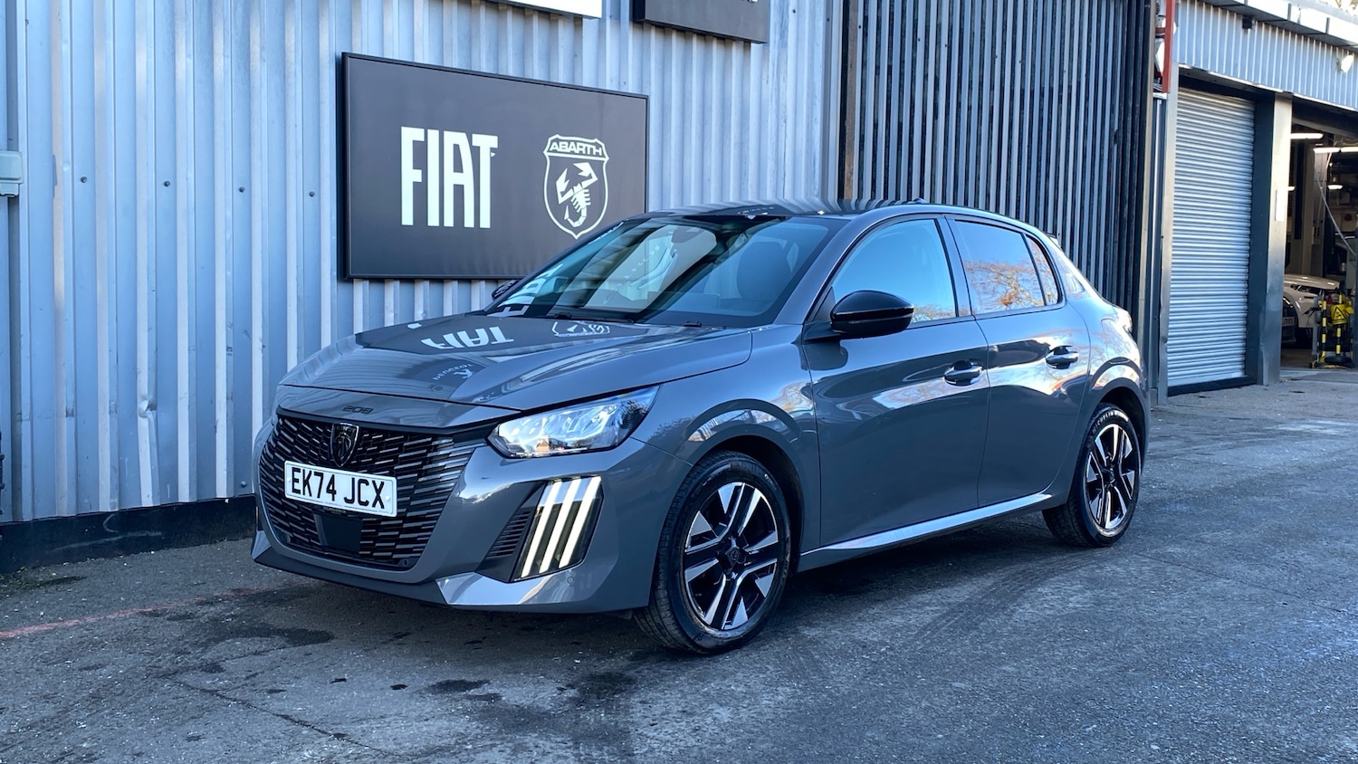 Used Peugeot 208 2024 for sale - 77102467: Photo 8