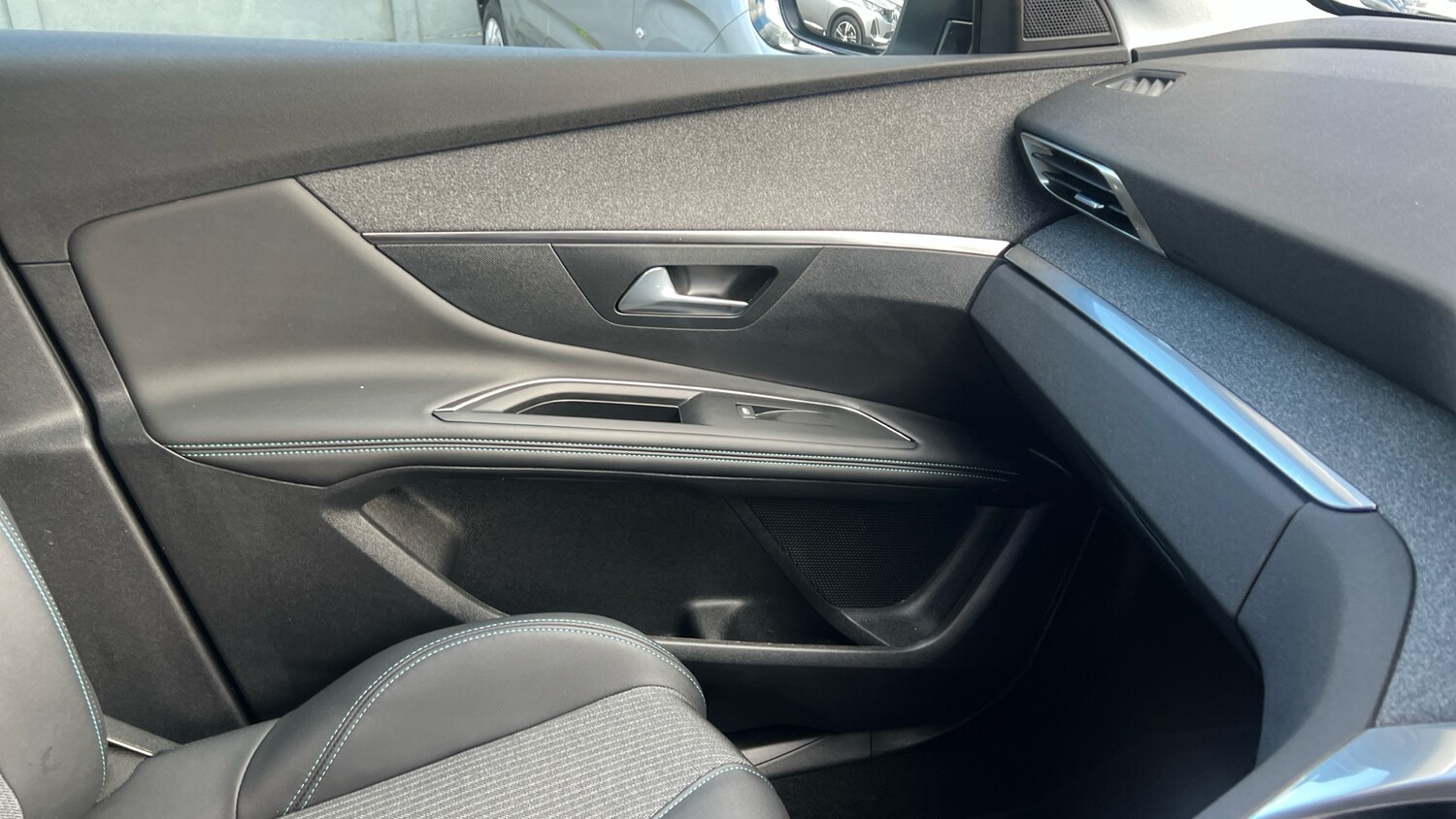 Used Peugeot 3008 2022 for sale - 78117084: Photo 41