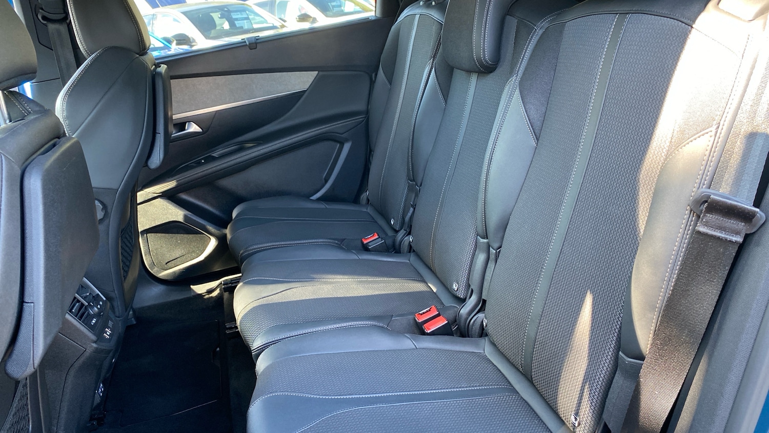 Used Peugeot 5008 2024 for sale - 76123585: Photo 25