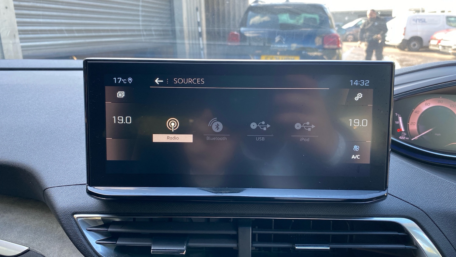 Used Peugeot 5008 2024 for sale - 76123585: Photo 31