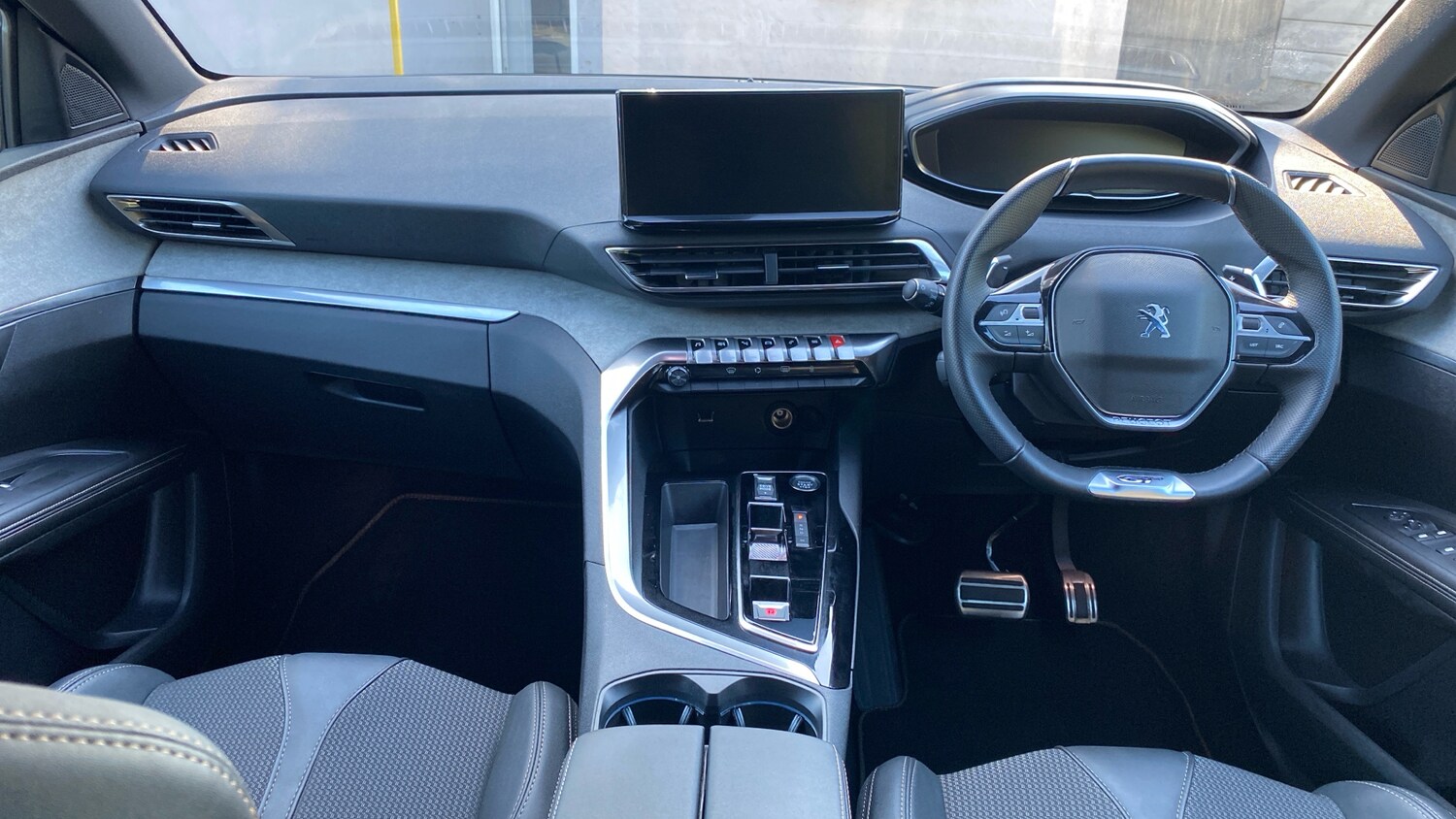 Used Peugeot 5008 2024 for sale - 76123585: Photo 4