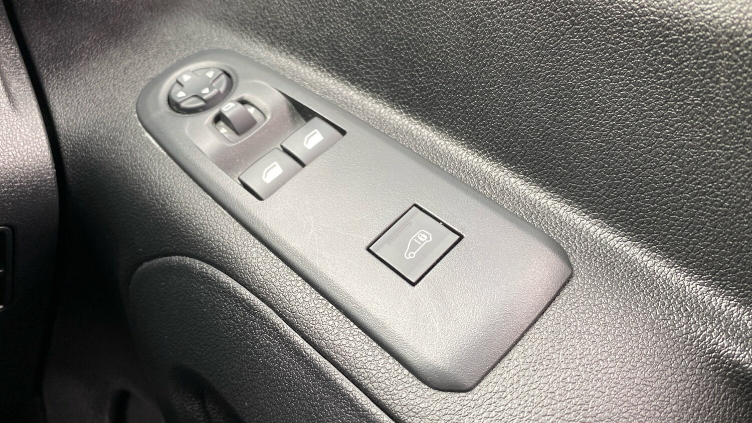 Used Peugeot Partner 2024 for sale - 76033063: Photo 22