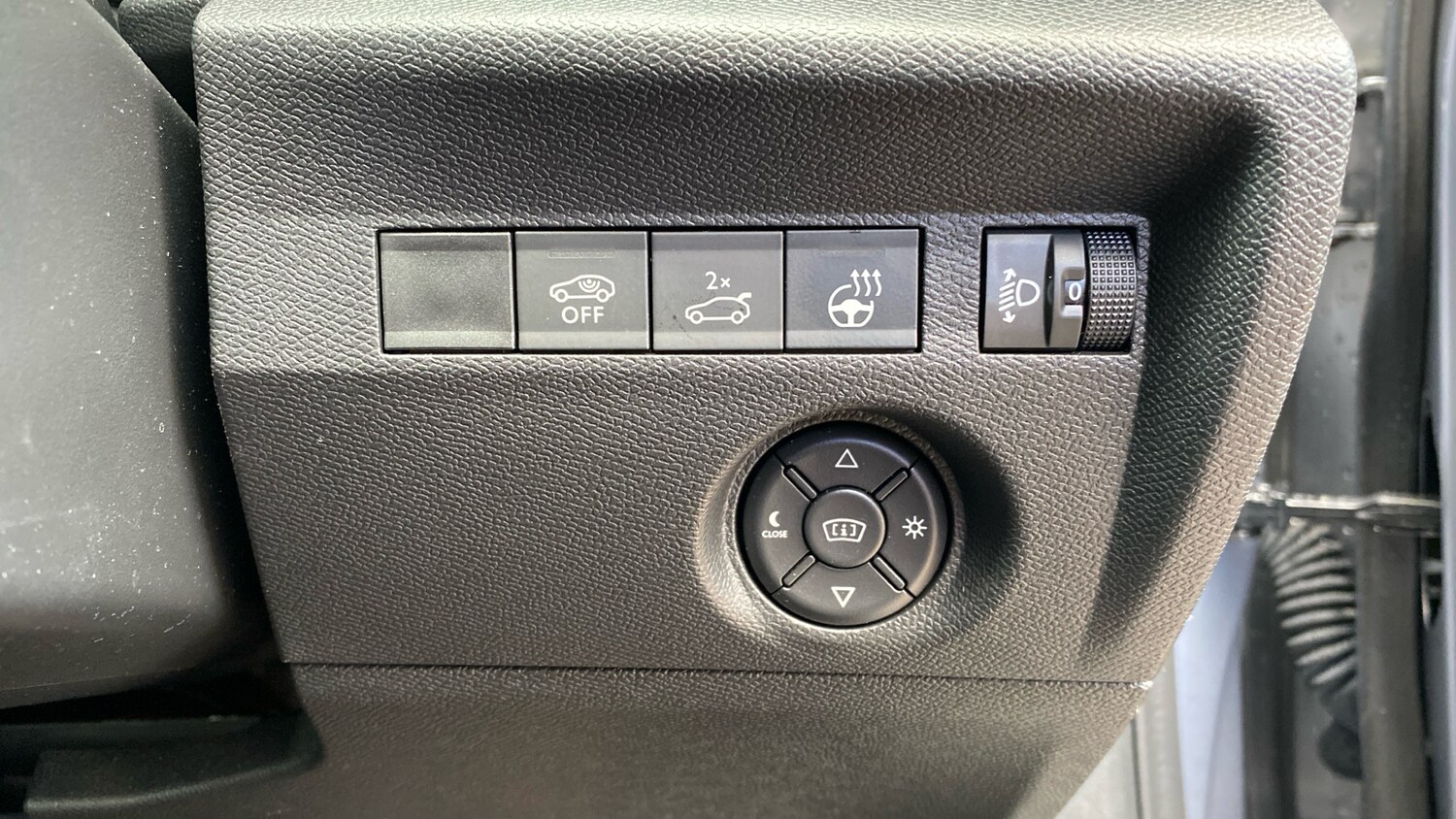 Used Citroen C4 2023 for sale - 76887916: Photo 36