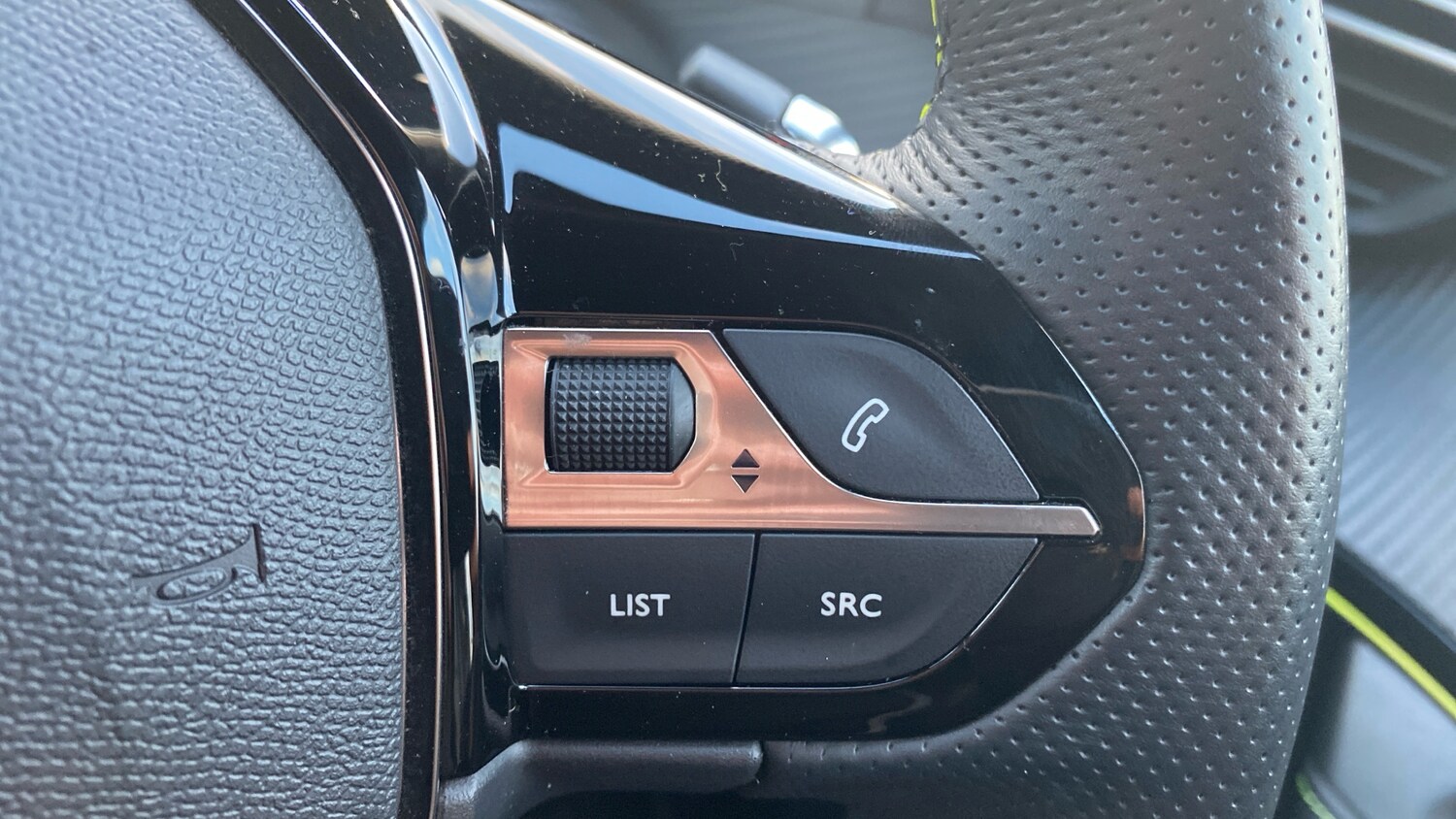 Used Peugeot 2008 2023 for sale - 76887922: Photo 25