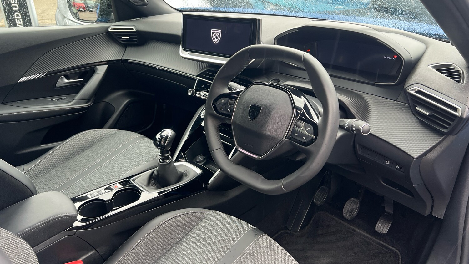 Used Peugeot 2008 2023 for sale - 76086019: Photo 11