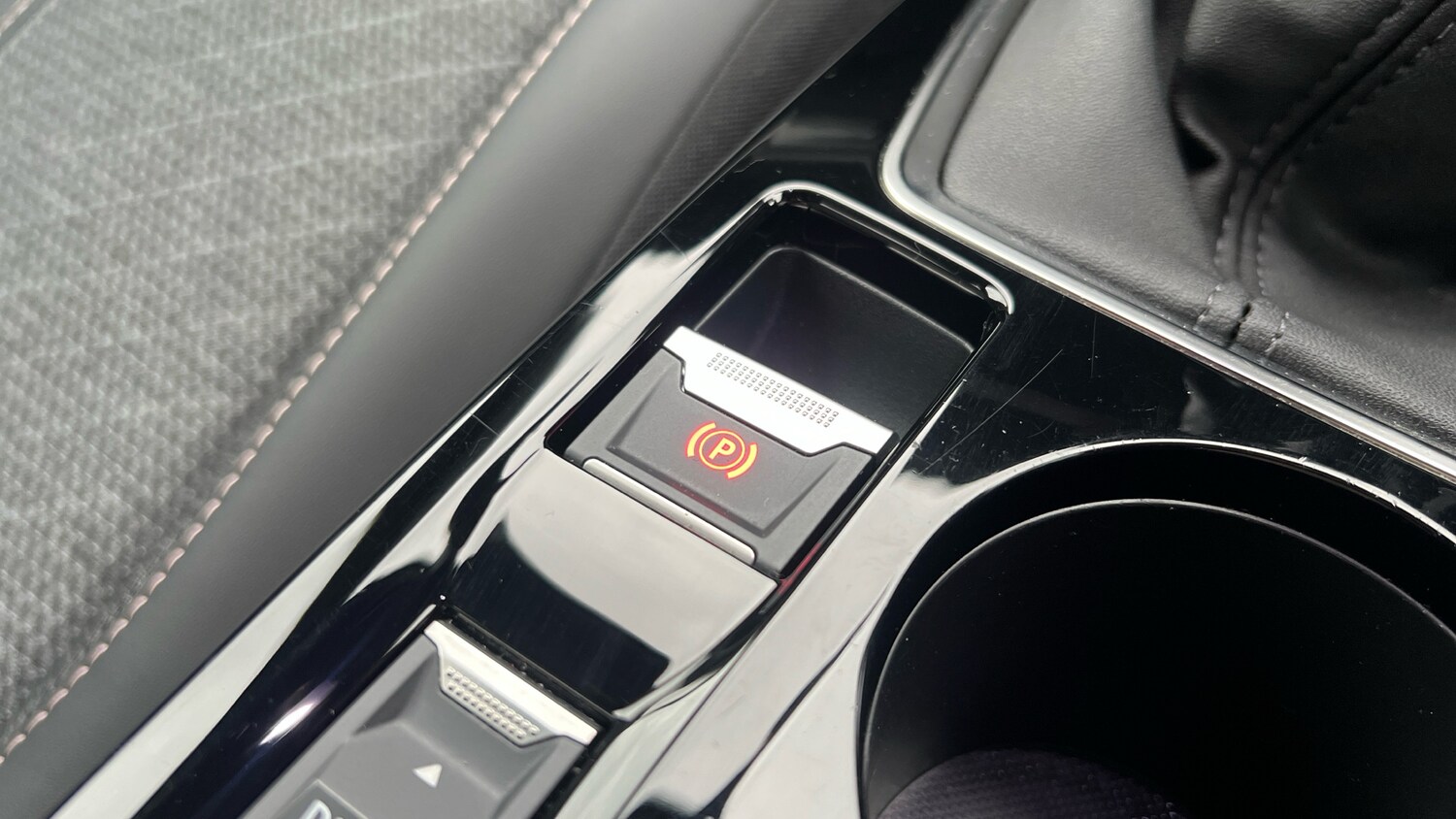 Used Peugeot 2008 2023 for sale - 76086019: Photo 21