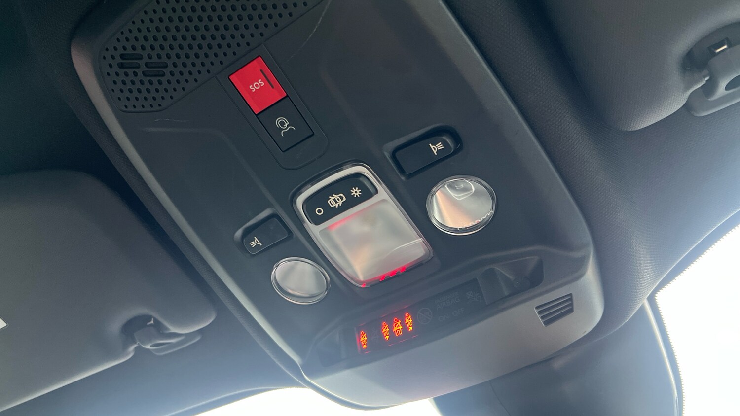 Used Peugeot 2008 2023 for sale - 76086019: Photo 35