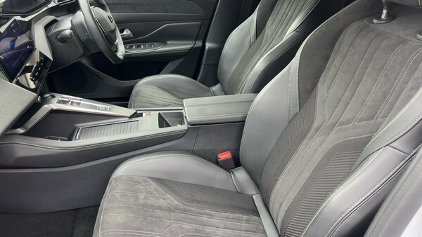 Used Peugeot 308 2024 for sale - 76296644: Photo 42