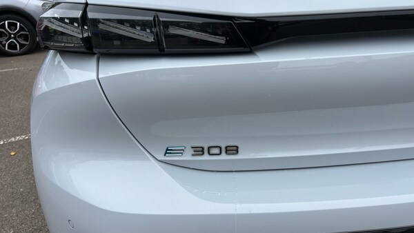 Used Peugeot 308 2024 for sale - 76296644: Photo 44
