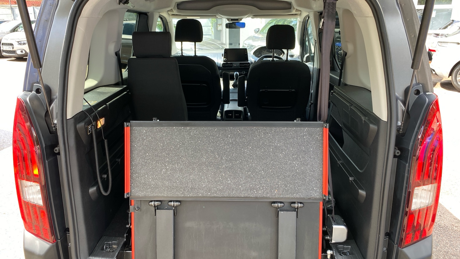Vehicle 29
