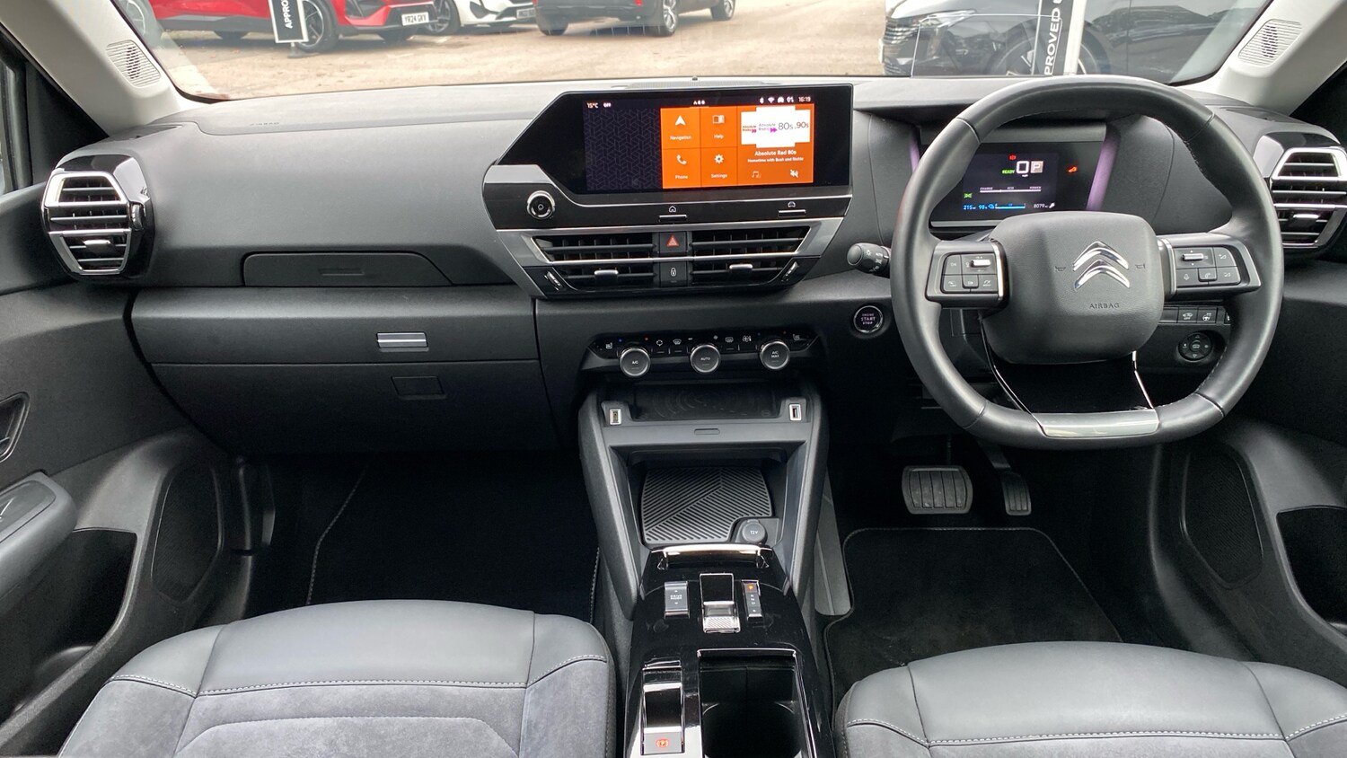 Used Citroen C4 2024 for sale - 76338277: Photo 4
