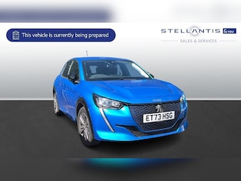 2024 - 50kWh Allure Premium + Hatchback 5dr Electric Auto (7.4kW Charger) (136 ps)