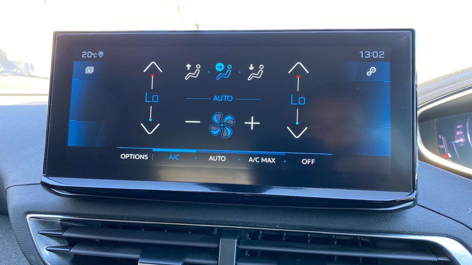 Used Peugeot 3008 2022 for sale - 77427074: Photo 36