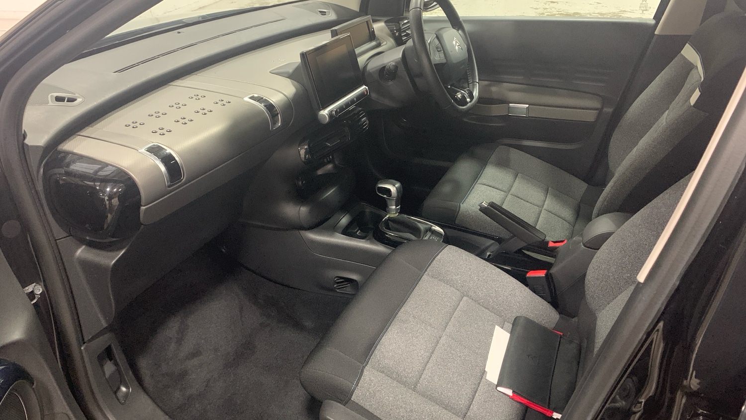 Used Citroen C4 Cactus 2019 for sale - 76586414: Photo 12
