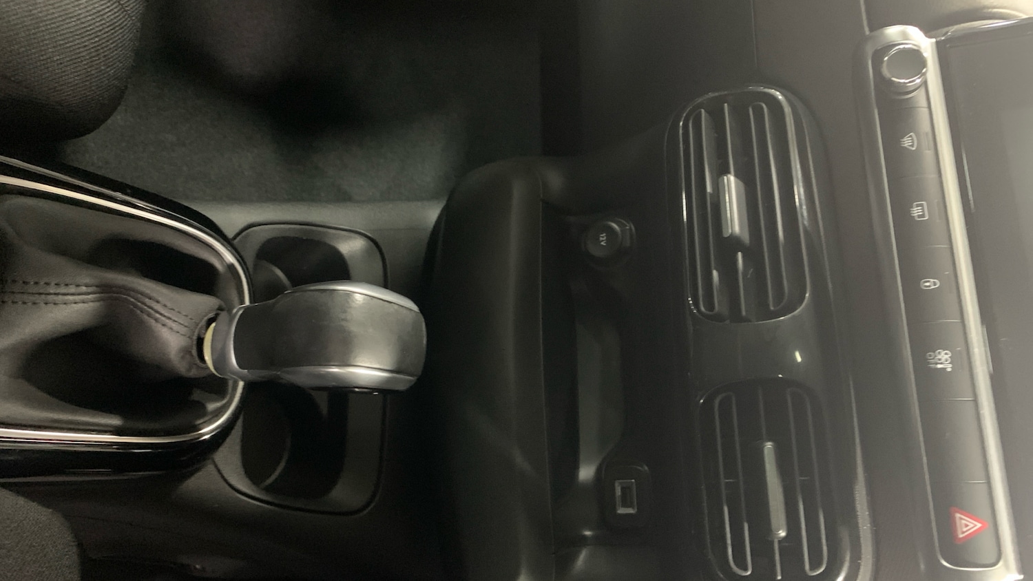 Used Citroen C4 Cactus 2019 for sale - 76586414: Photo 20