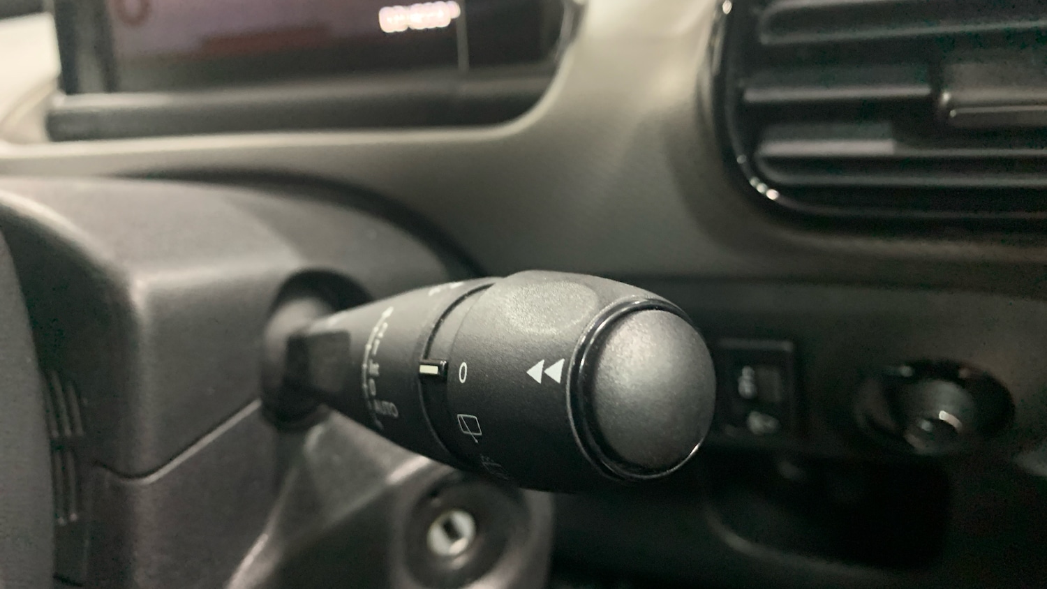 Used Citroen C4 Cactus 2019 for sale - 76586414: Photo 28