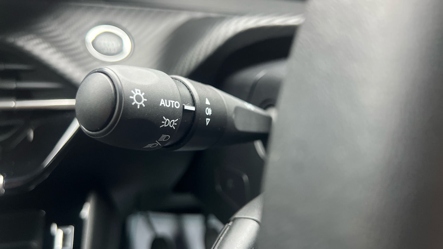 Used Peugeot 2008 2023 for sale - 76260908: Photo 27