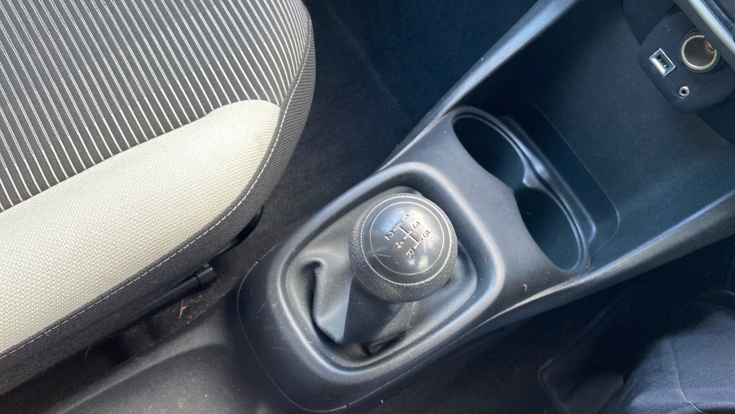 Used Peugeot 108 2017 for sale - 77397017: Photo 21