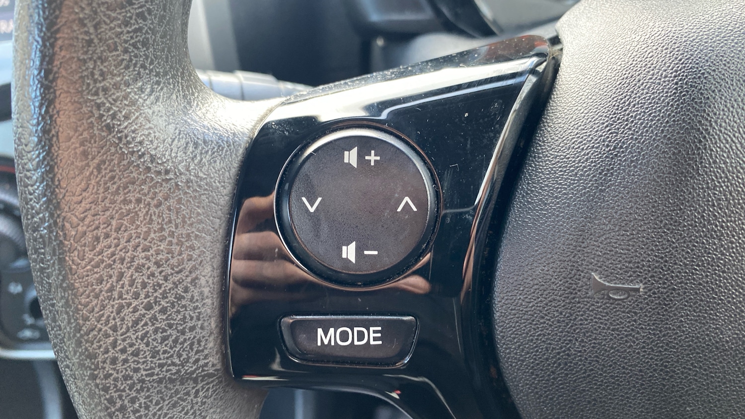 Used Peugeot 108 2017 for sale - 77397017: Photo 23