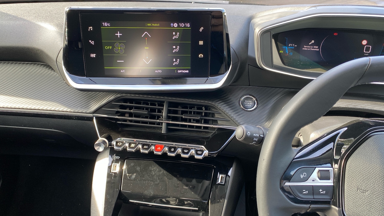 Used Peugeot 2008 2021 for sale - 75966320: Photo 10