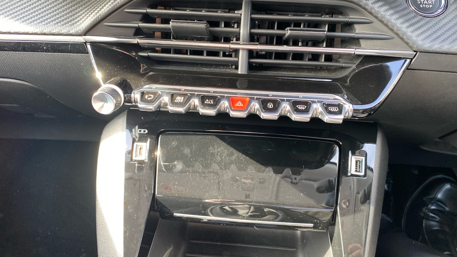 Used Peugeot 2008 2021 for sale - 75966320: Photo 20