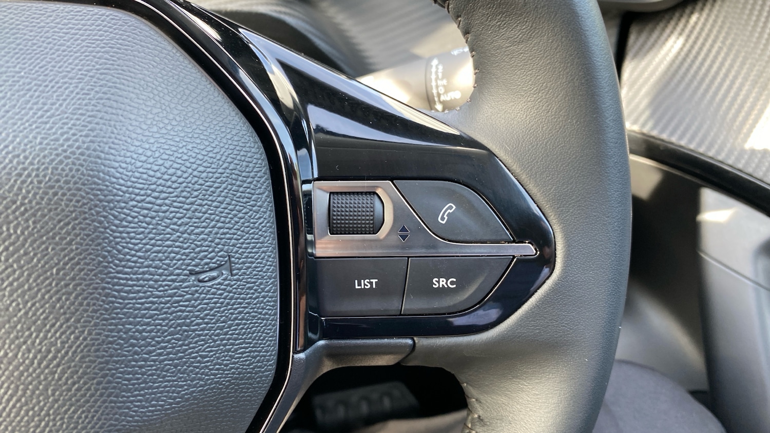 Used Peugeot 2008 2021 for sale - 75966320: Photo 24