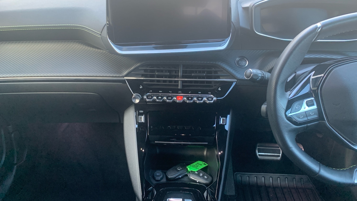 Used Peugeot 2008 2023 for sale - 76586419: Photo 10