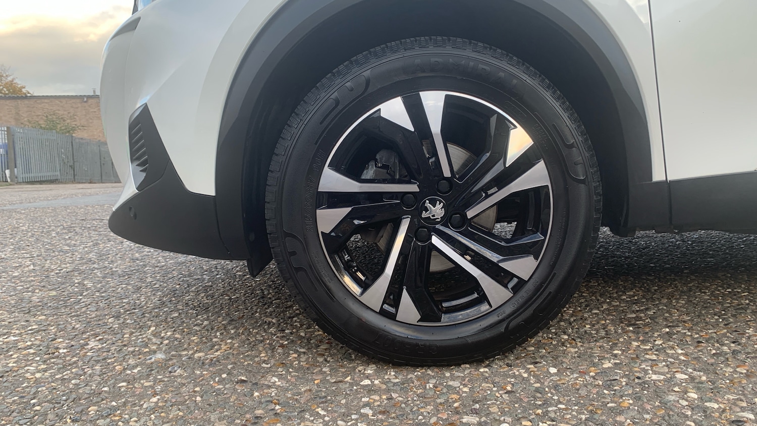 Used Peugeot 2008 2023 for sale - 76586419: Photo 14