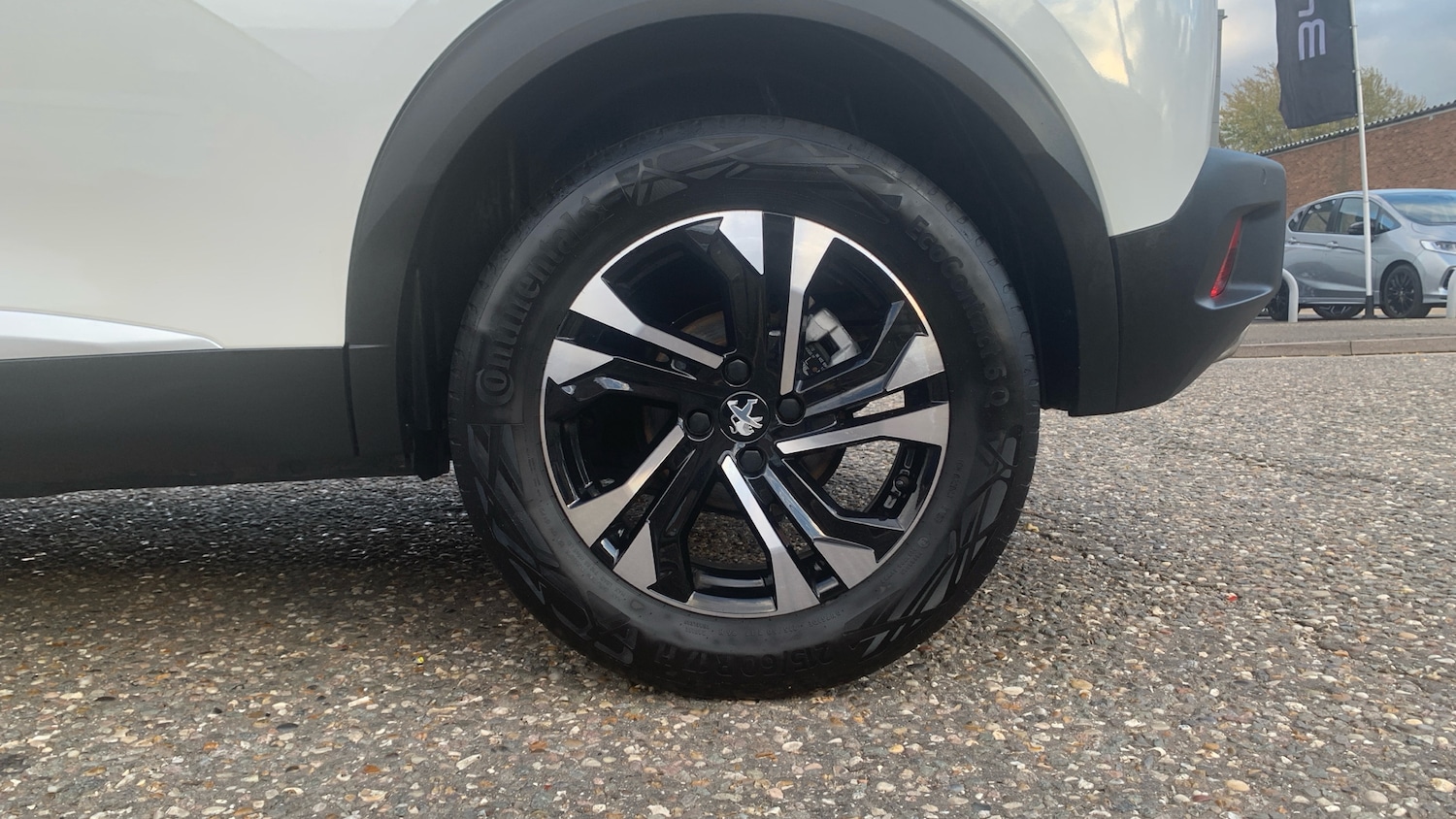 Used Peugeot 2008 2023 for sale - 76586419: Photo 15