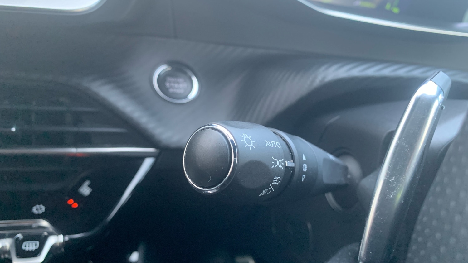 Used Peugeot 2008 2023 for sale - 76586419: Photo 27