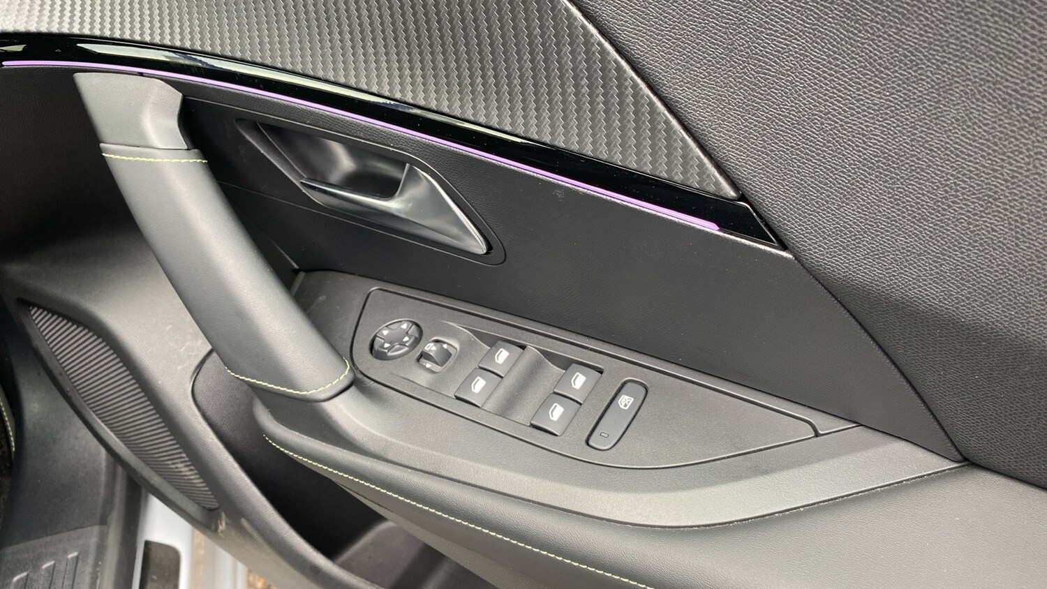 Used Peugeot 2008 2023 for sale - 76123590: Photo 22