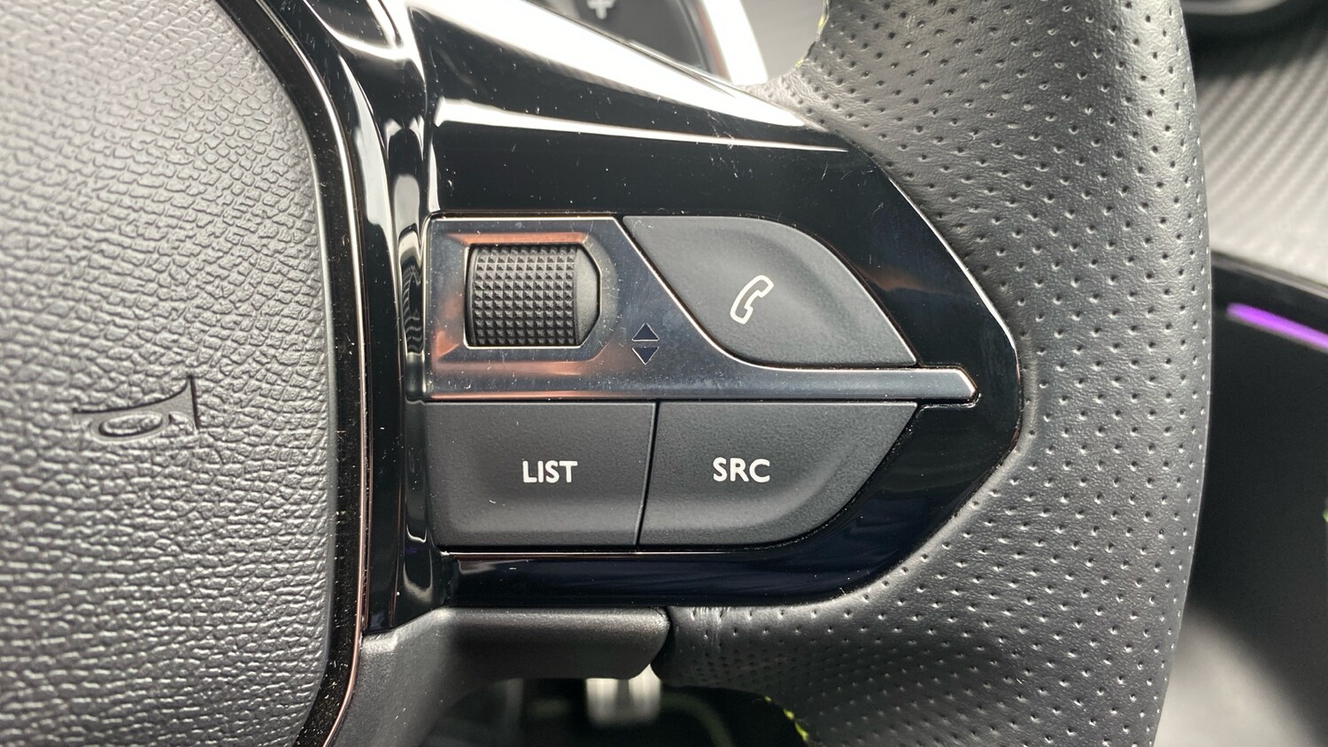 Used Peugeot 2008 2023 for sale - 76123590: Photo 24