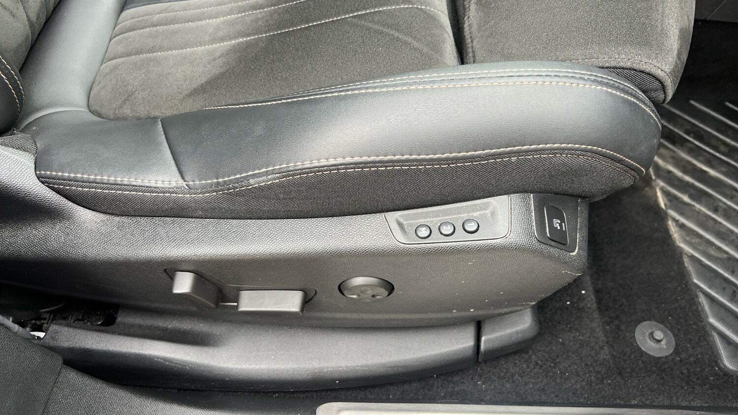 Used Peugeot 3008 2022 for sale - 78048757: Photo 44