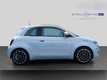 Used Fiat 500e 2021 for sale - 78911986: Photo